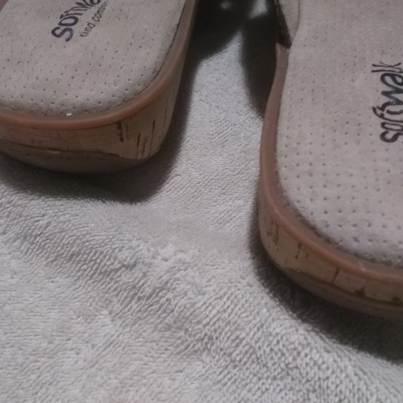 Softwalk Sandals - Picture 6 of 7